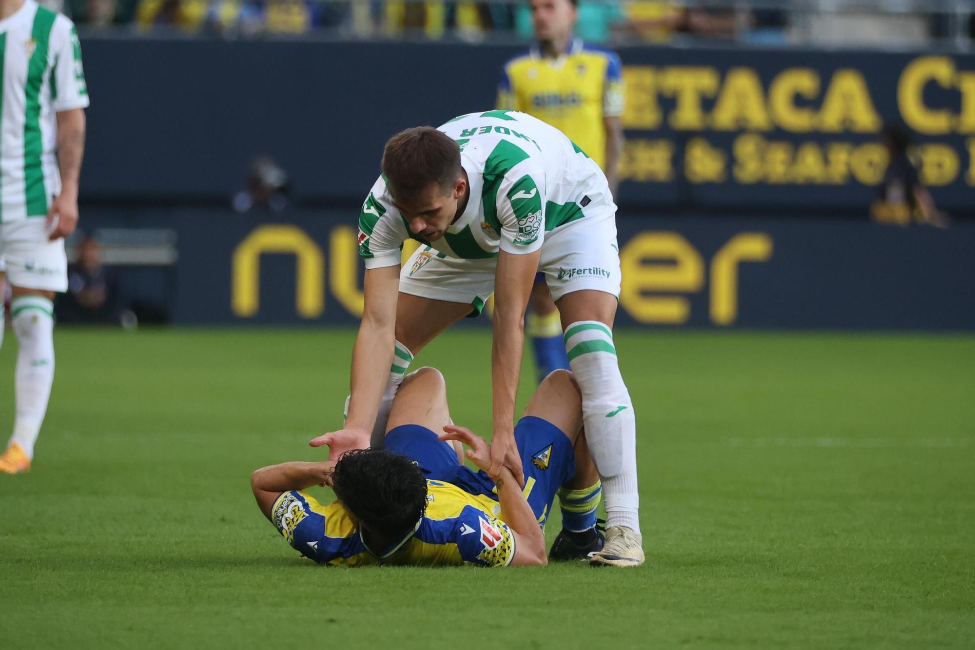 Cádiz CF-Córdoba CF | Las imágenes del partido de la Liga Hypermotion