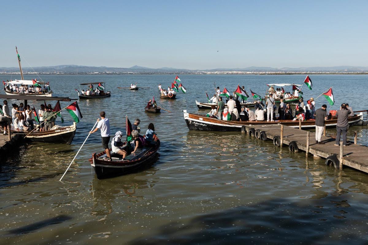 L'Albufera se hermana con Palestina en un recorrido solidario por el lago