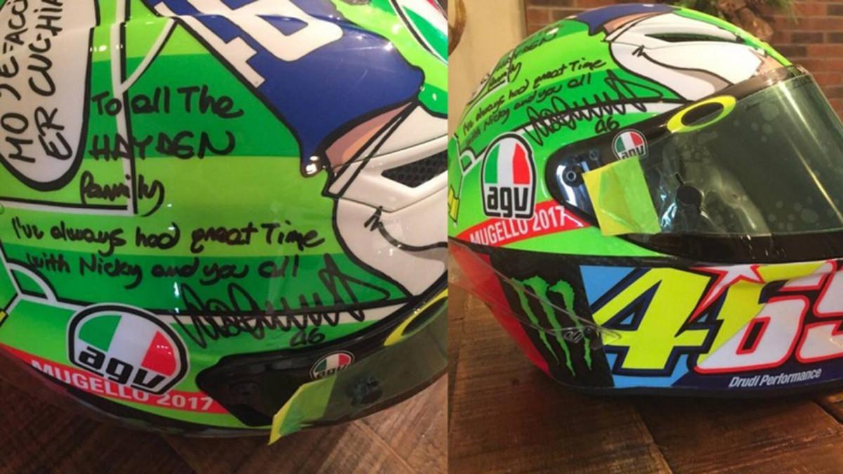 El casco que Rossi lució en Mugello por Hayden