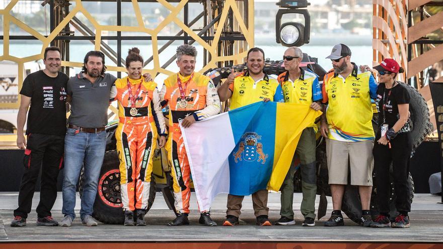 Pedro Peñate y Rosa Romero rozan el &#039;top&#039; 10 en su mejor Dakar en buggies hasta la fecha