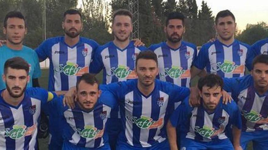 Una de las alineaciones del Atlètic Alginet el año pasado.