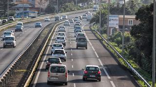 La Universidad de La Laguna descarta modificar horarios para reducir las colas en la TF-5