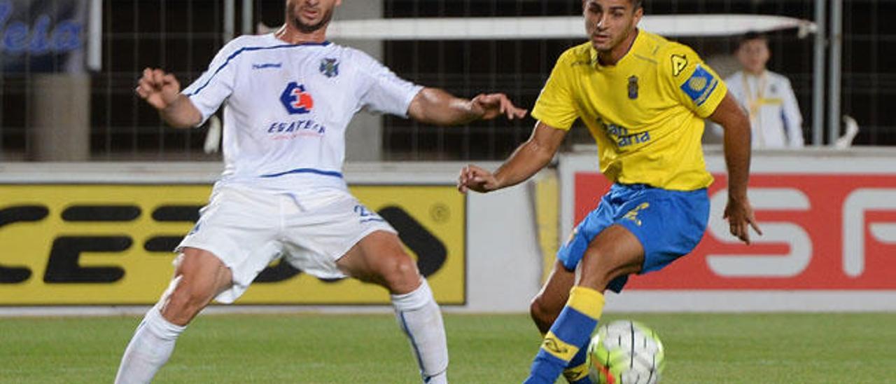 David Simón, durante el duelo del miércoles ante el Tenerife.