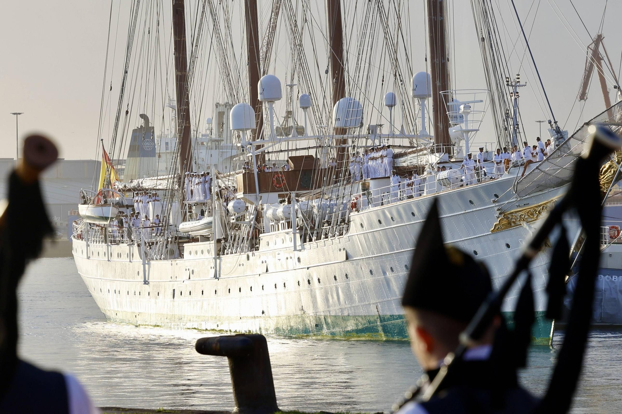 EN IMÁGENES: Así fue la llegada de la Princesa Leonor a Gijón en "Elcano"