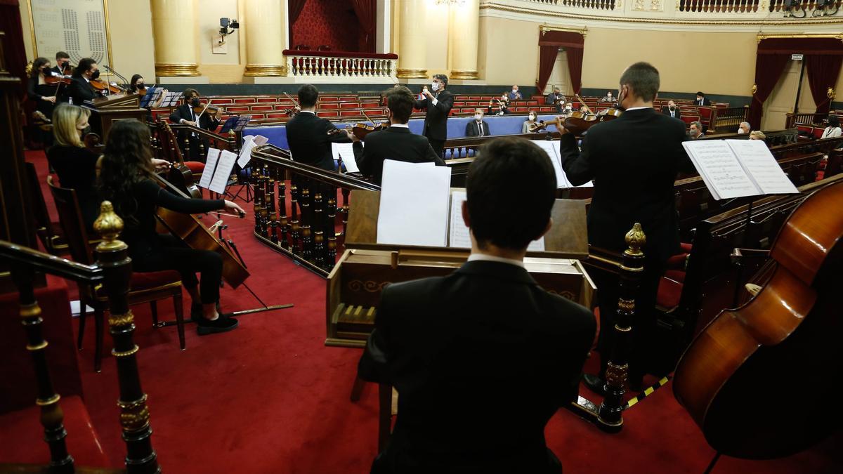 La Camerata Llíria City Of Music en el Senado.