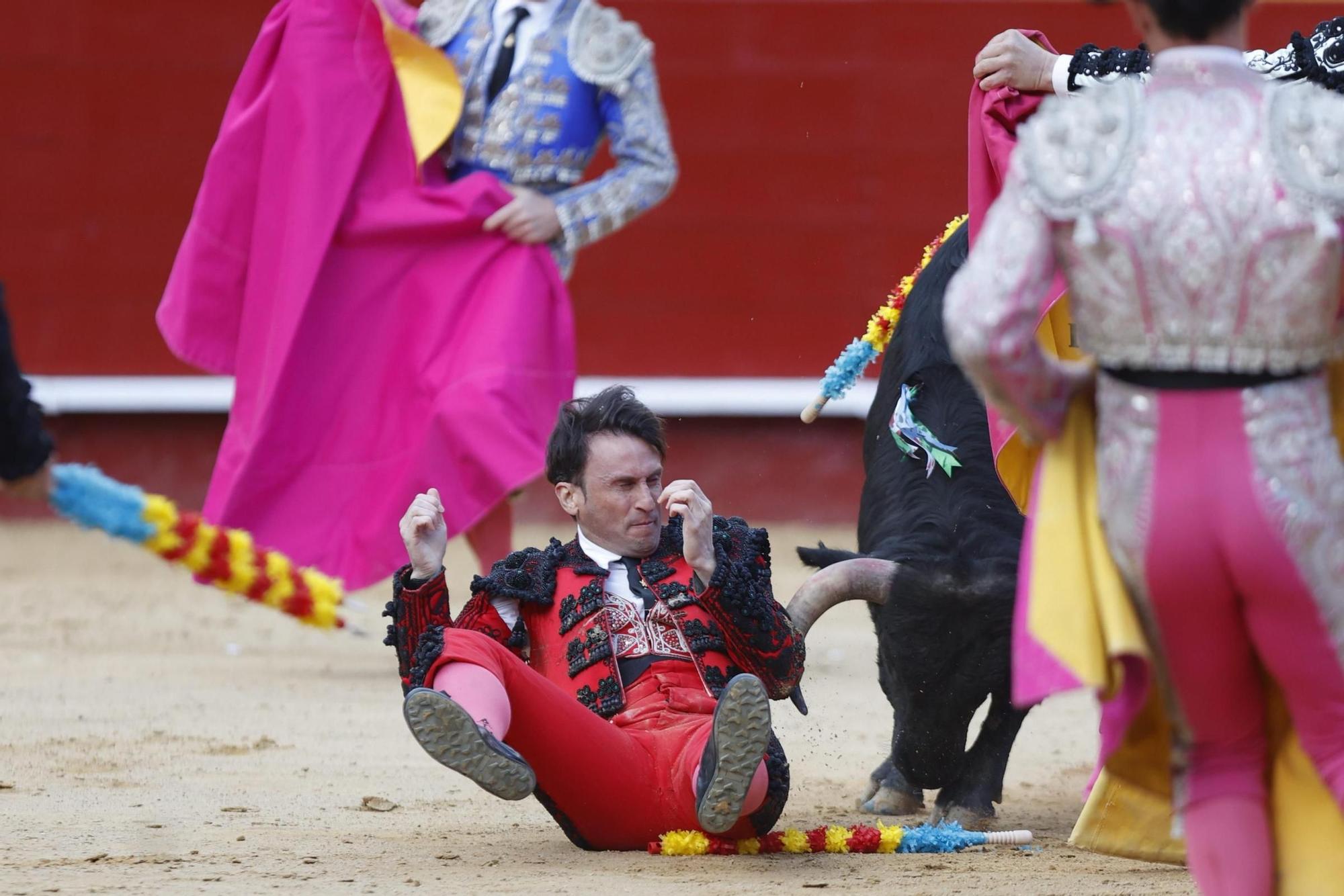 La novillada sin picadores de la Feria de Fallas, en imágenes