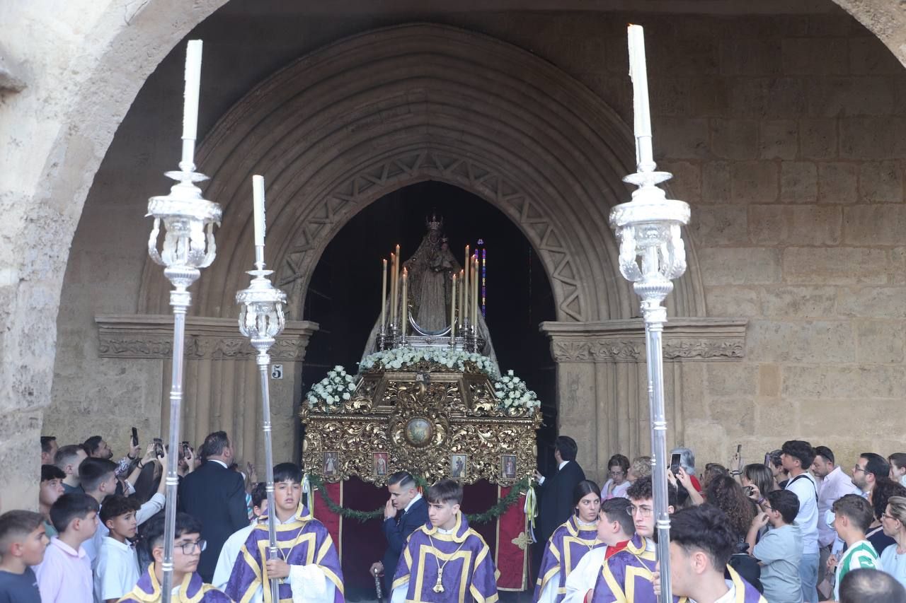 La Procesión de la Virgen de los Remedios, en imágenes