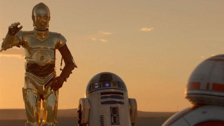 El esperado encuentro entre los droides de &#039;Star Wars VII&#039;.