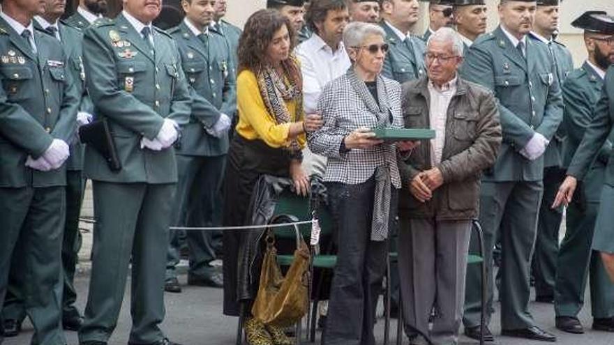 Toña Pérez, la madre del agente homenajeado ayer. // Carlos Peteiro