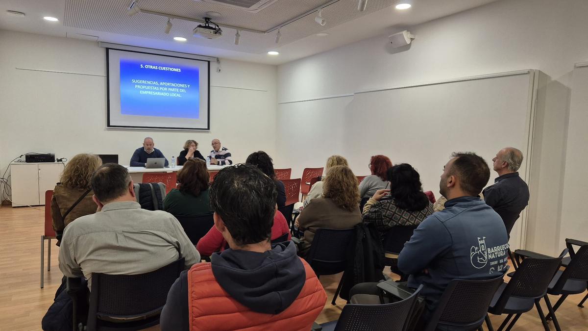 Reunión del VIII Plan de Emprendimiento local.