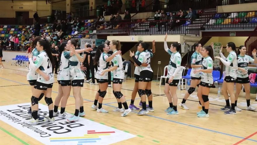 El Atticgo Elche afronta una eliminatoria &quot;abierta&quot; y &quot;bonita&quot; ante Porriño