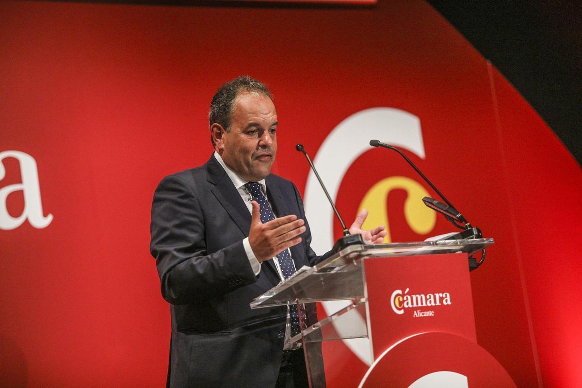 Carlos Baño, durante un acto de la Cámara de Comercio de Alicante.