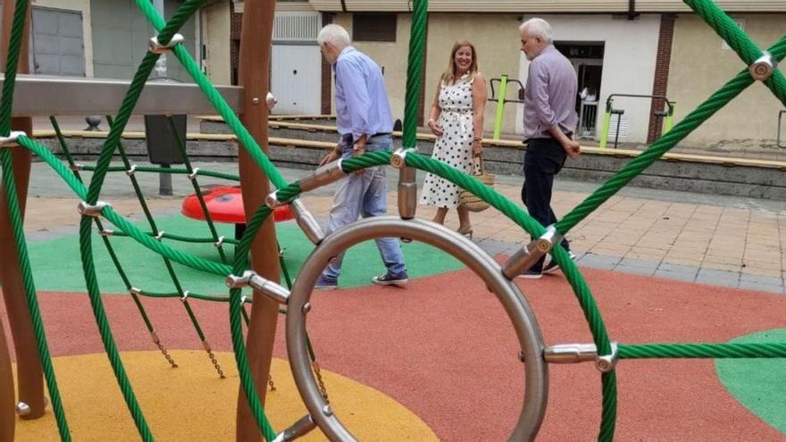 Concluye la reforma del parque infantil del barrio La Concordia, en La Felguera