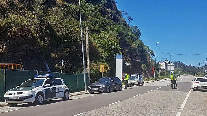 El último control, en Vegadeo, cerca de la frontera gallega