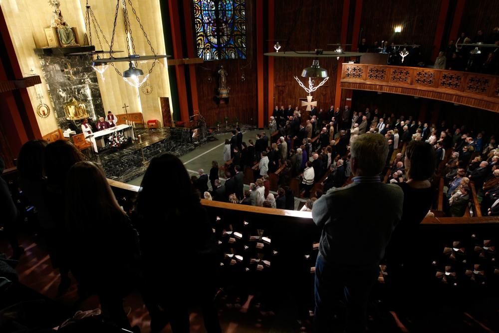 Funeral de Barthe Aza en la Iglesia de América