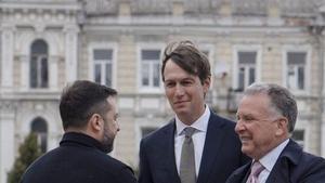 Els emissaris de la Casa Blanca a Kíiv miren de reactivar la iniciativa de pau