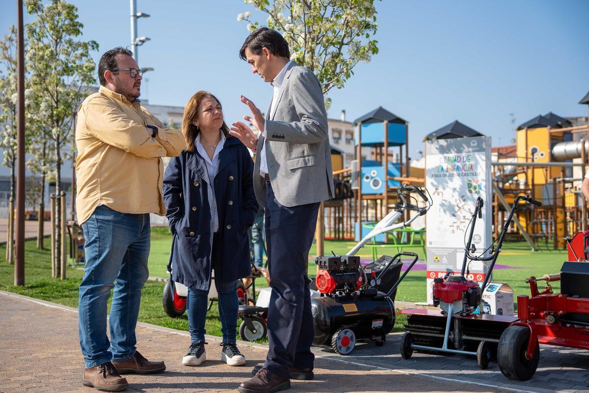 Marco Antonio Guijarro y Silvia Fernández, en la Ciudad de la Infancia.