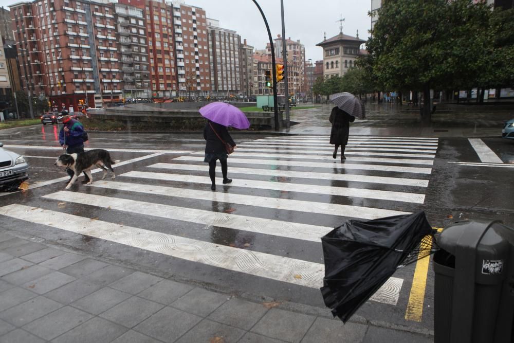 Los efectos del temporal "Ana" en Asturias