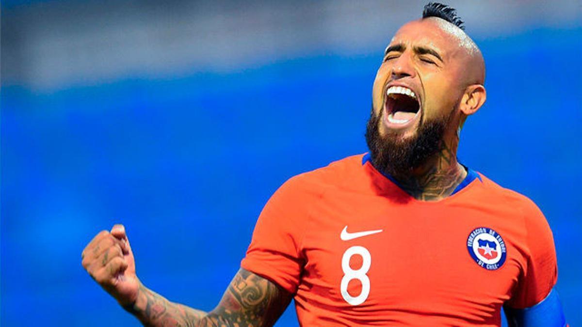 Arturo Vidal anotó el tercer tanto de Chile de penalti