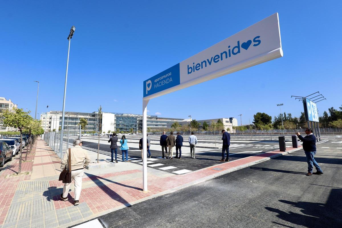 El disuasorio de Hacienda fue inaugurado este martes y ofrece 404 plazas.