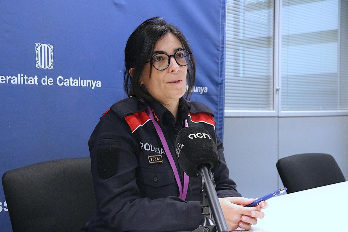 Judith Avellaneda, agent de la Unitat Central d'Atenció i Seguiment a Víctimes, en una entrevista amb l'ACN.