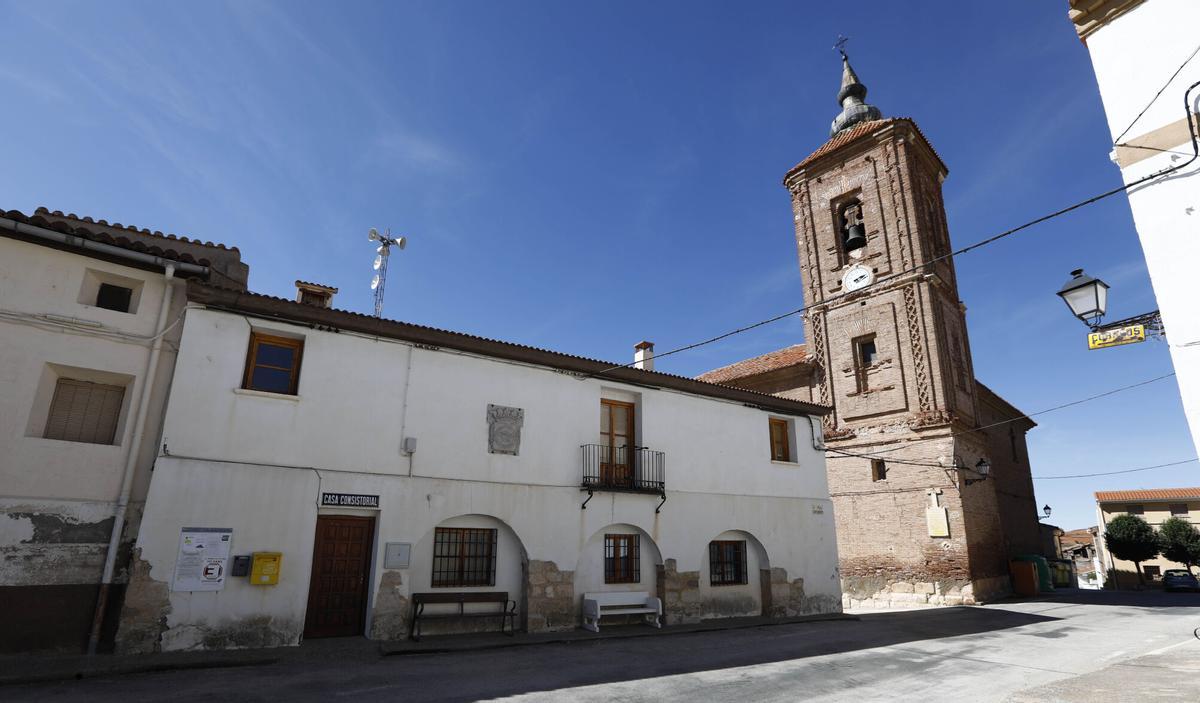 Vista de la iglesia de la Asunción de Cutanda, Teruel