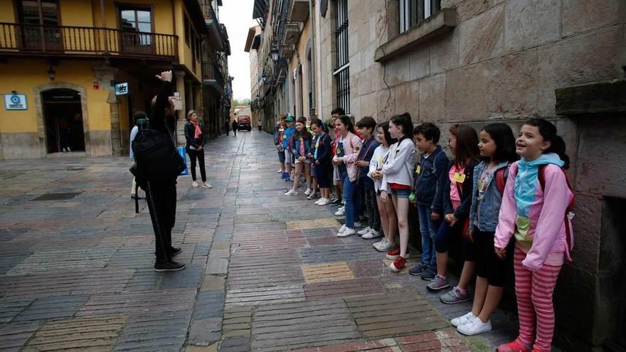 Los alumnos del Quirinal conocen Avilés