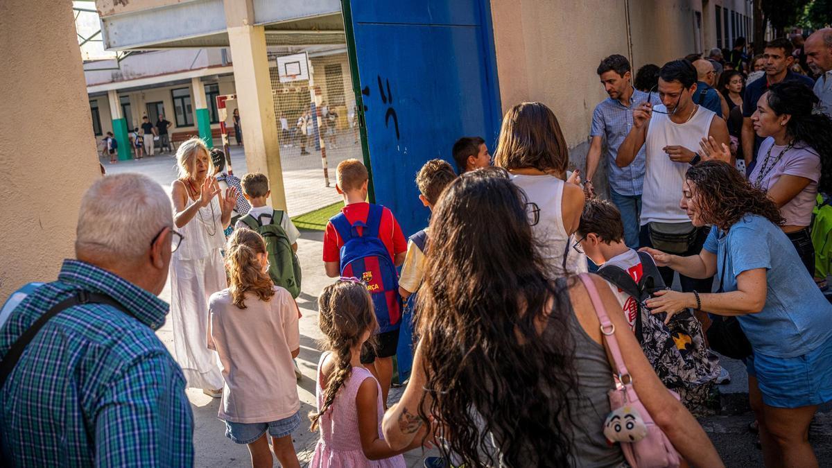 Todos los gráficos que explican la debacle de España en el informe PISA 2025