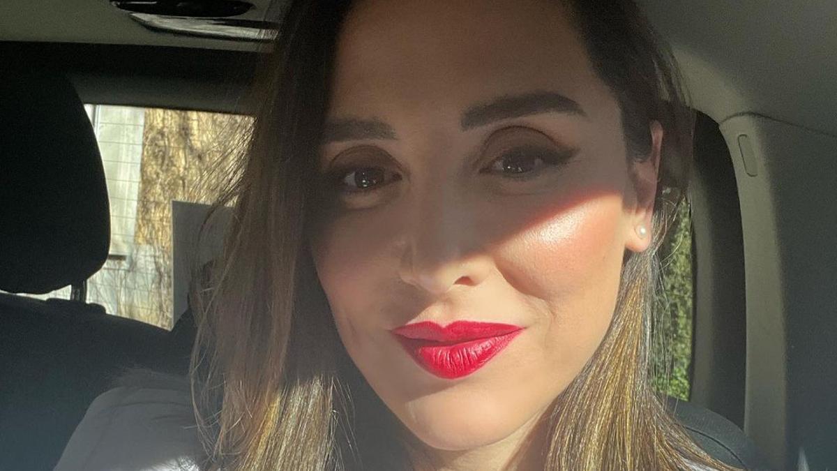 Tamara Falcó labios rojos