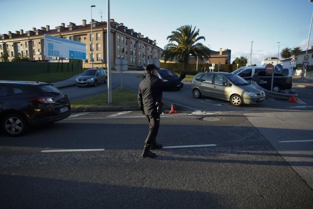 Control de la Policía Nacional en Avilés