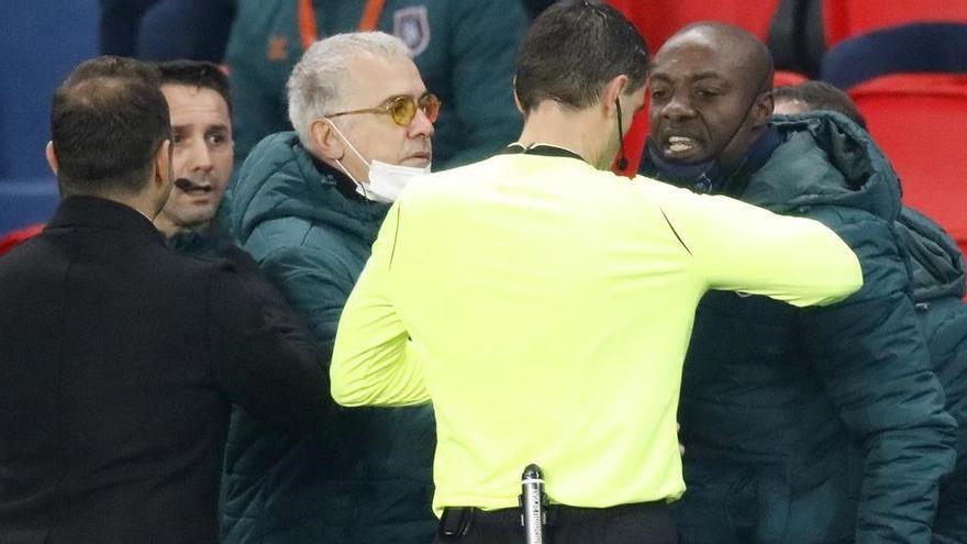 El Estambul se retira del partido contra el PSG por un insulto racista - Levante-EMV