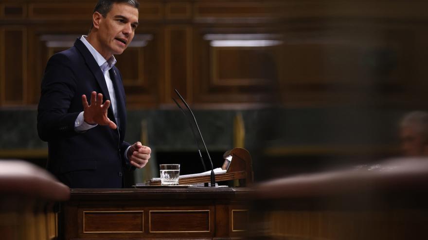 Sánchez anuncia un descuento del 40% en la factura de la luz para hogares trabajadores de bajos ingresos