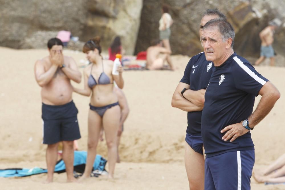 Duro entrenamiento del Sporting en la senda del Cervigón y La Ñora.