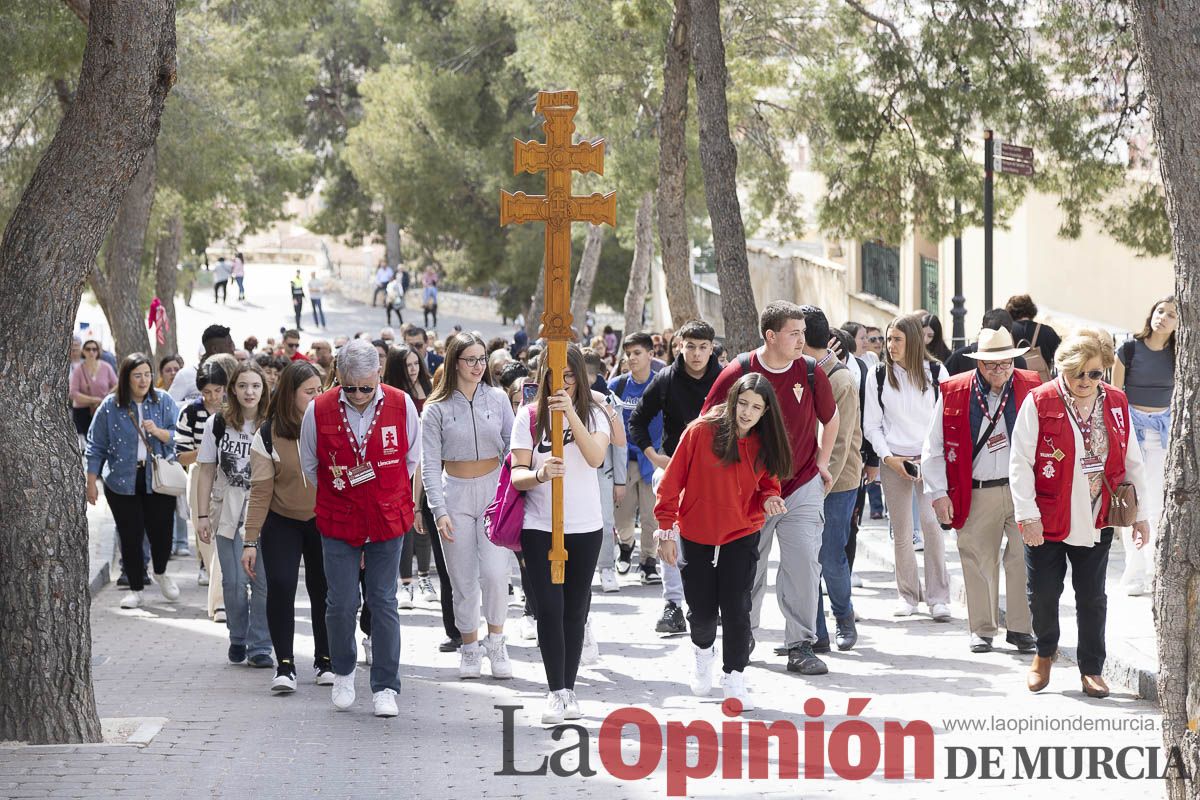 La vicaría de Cartagena, la UCAM, junto a asociaciones y peregrinos de toda España se ponen a los pies de la Vera Cruz