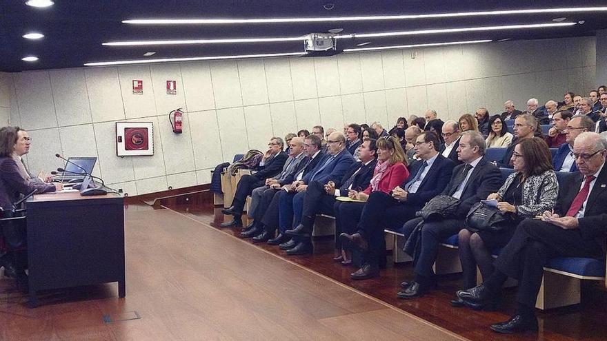 Participantes en las jornadas educativas, que se celebraron en la sede del Consejo Económico y Social (CES) de Castilla y León en Valladolid.