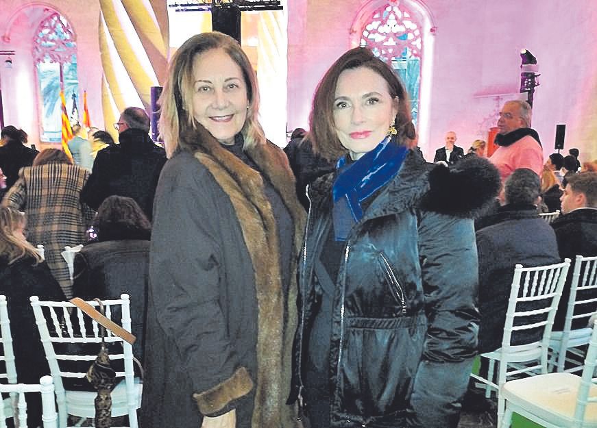 Águeda Ropero y Lourdes Ferriol.