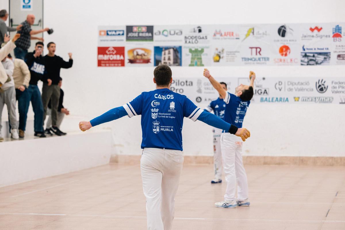 Giner, Hector i Carlos guanyen a Murla.