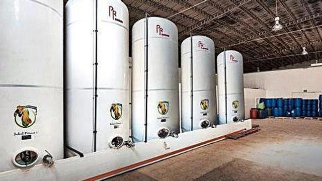 Las instalaciones de Soloil Pitiusas están legalmente autorizadas para el almacenamiento y tratamiento de aceite vegetal usado.