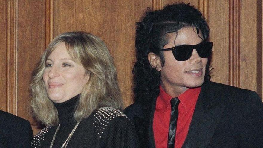 Barbra Streisand se retracta por haber defendido a Michael Jackson