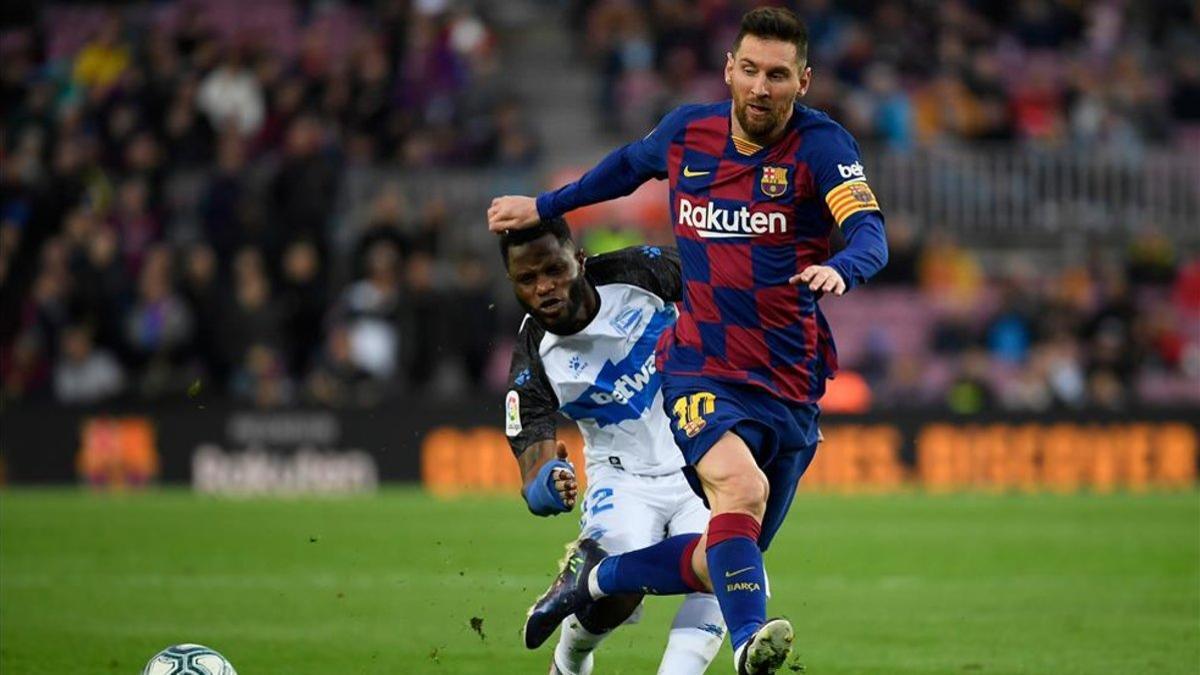 Messi marcó ante el Alavés su gol liguero 250 en el Camp Nou