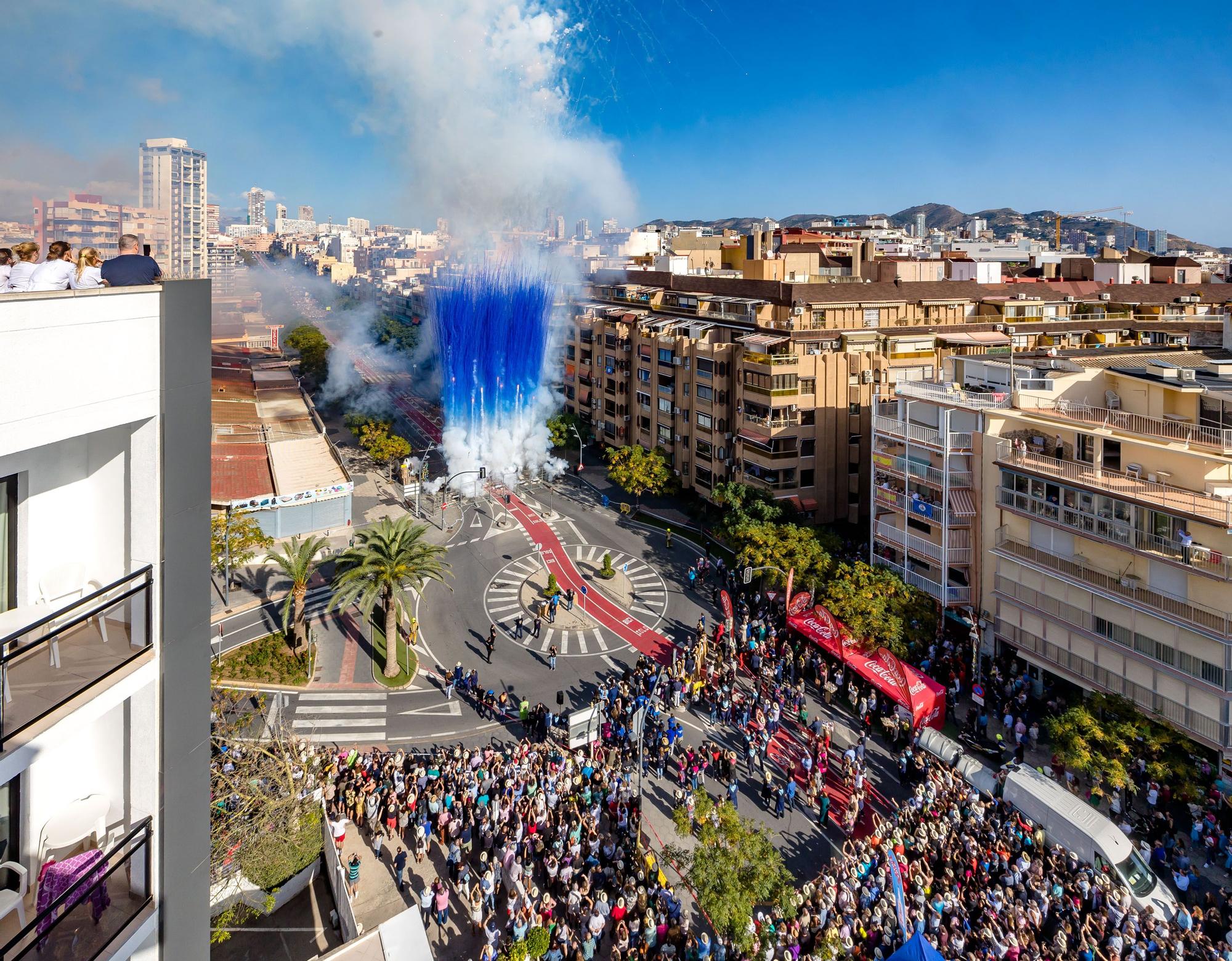 Primera mascletá de las Fiestas de Benidorm en honor a la Virgen del Sufragio