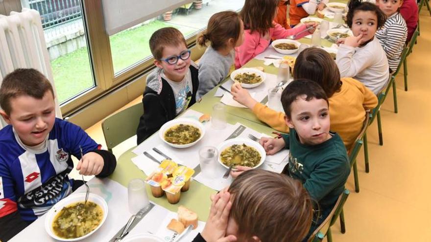 Las becas comedor no estarán listas para el principio del curso 2019-20