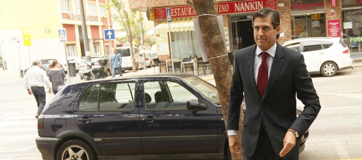 El exalcalde Lorenzo Agustí