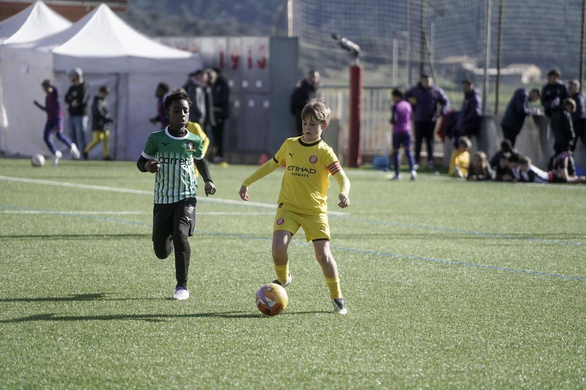 La jornada va portar al municipal d'esports filials de Primera com el Girona o el Barça