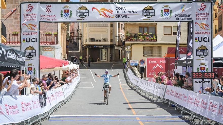Ciclismo | Alejandro Valverde da lustre a la Castellón Gravel Race