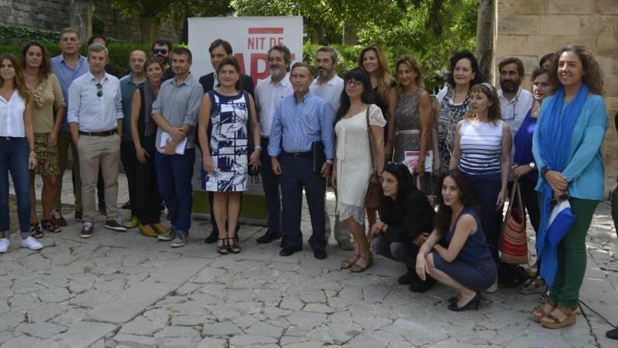 Galeristas y autoridades, ayer, en la rueda de prensa de la Nit de l&#039;Art.