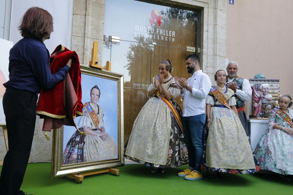 Entrega de los ''ninots indultats'' y del retrato de la FM de València