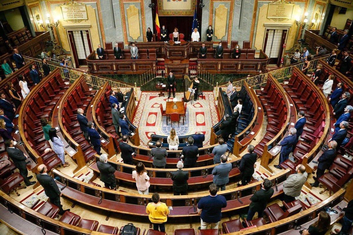 El Congreso de los Diputados homenajea a las víctimas del terrorismo sin PP ni Vox