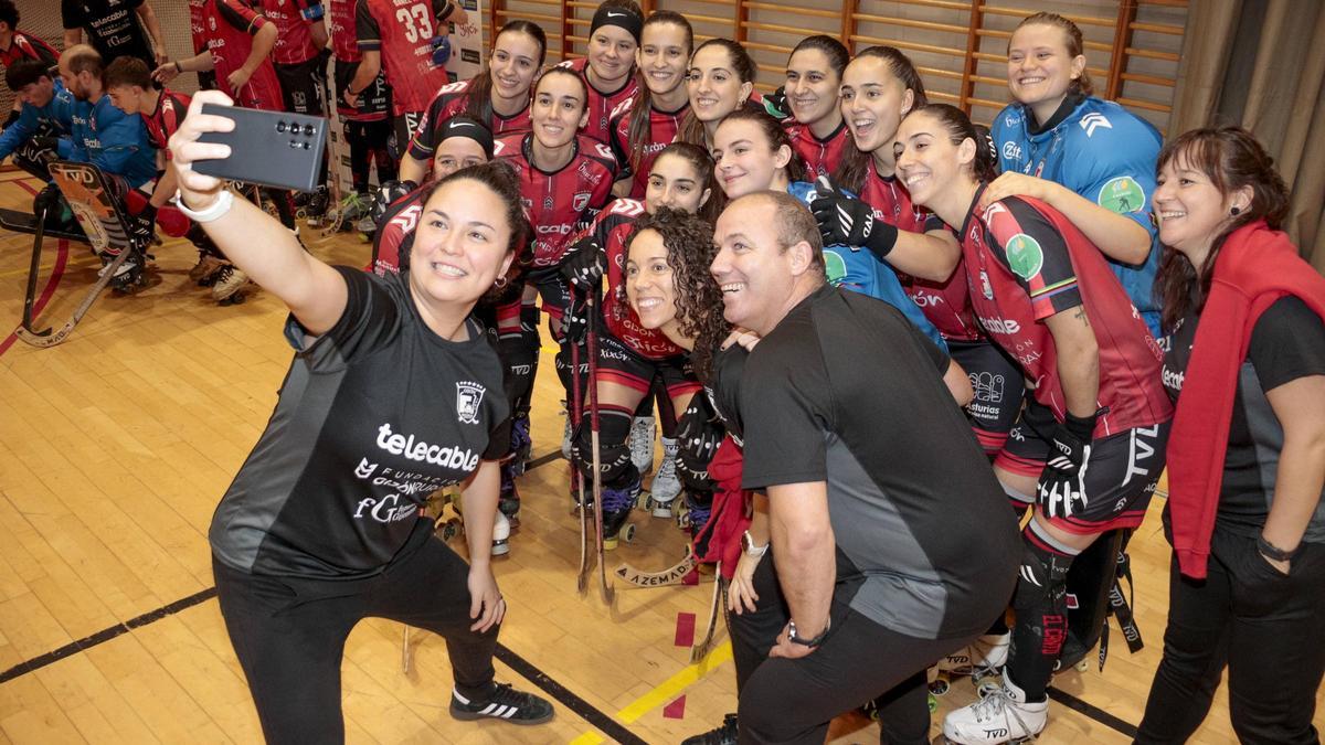 EN IMÁGENES: La presentación oficial de todas las plantillas del Telecable Hockey en Mata Jove