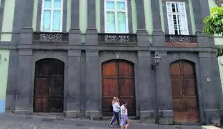 La histórica Casa Manrique de Lara sale a la venta por 5,25 millones de euros